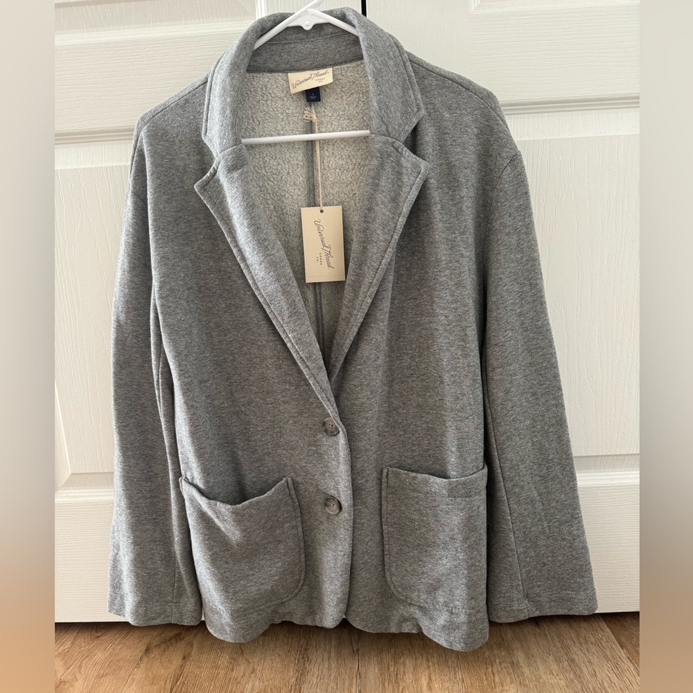 Women’s Universal Thread jacket size small. Brand new with tags